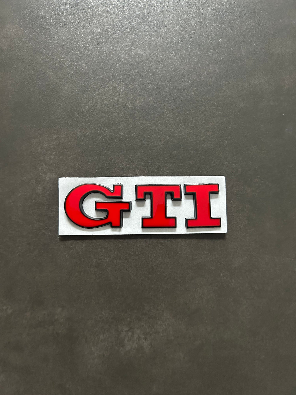 VW Golf GTI Emblem Set Schwarz/Rot – Heckklappe, Seiten & Kühlergrill – 3-teilig