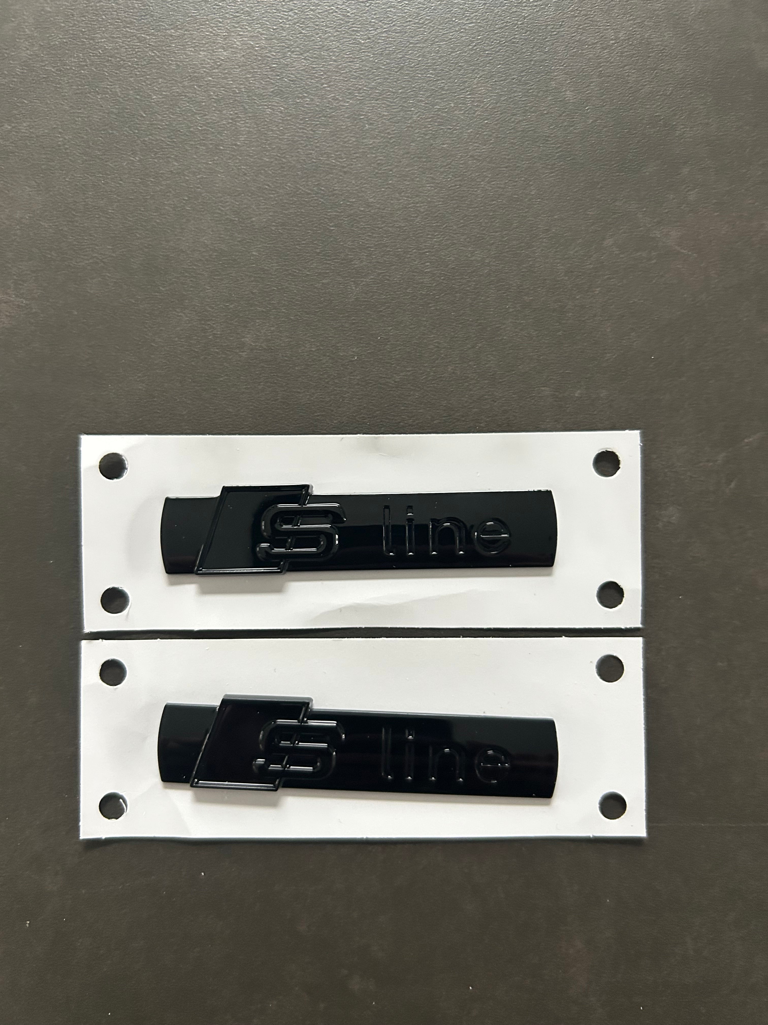 Audi S line Emblem seitlich - selbstklebend - verschiedene Farben
