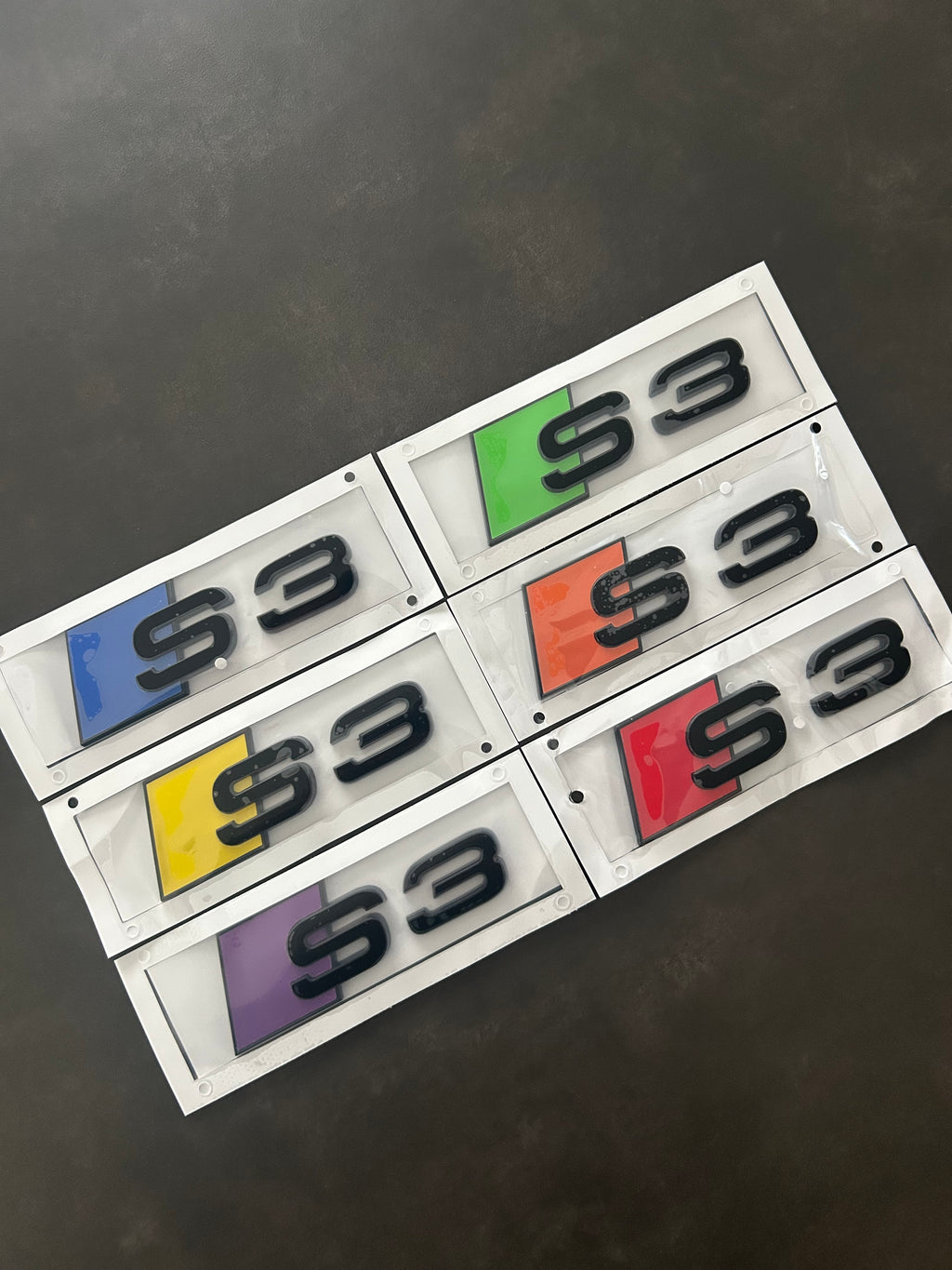 Audi S3 Heckklappen Emblem – selbstklebend – verschiedene Farben