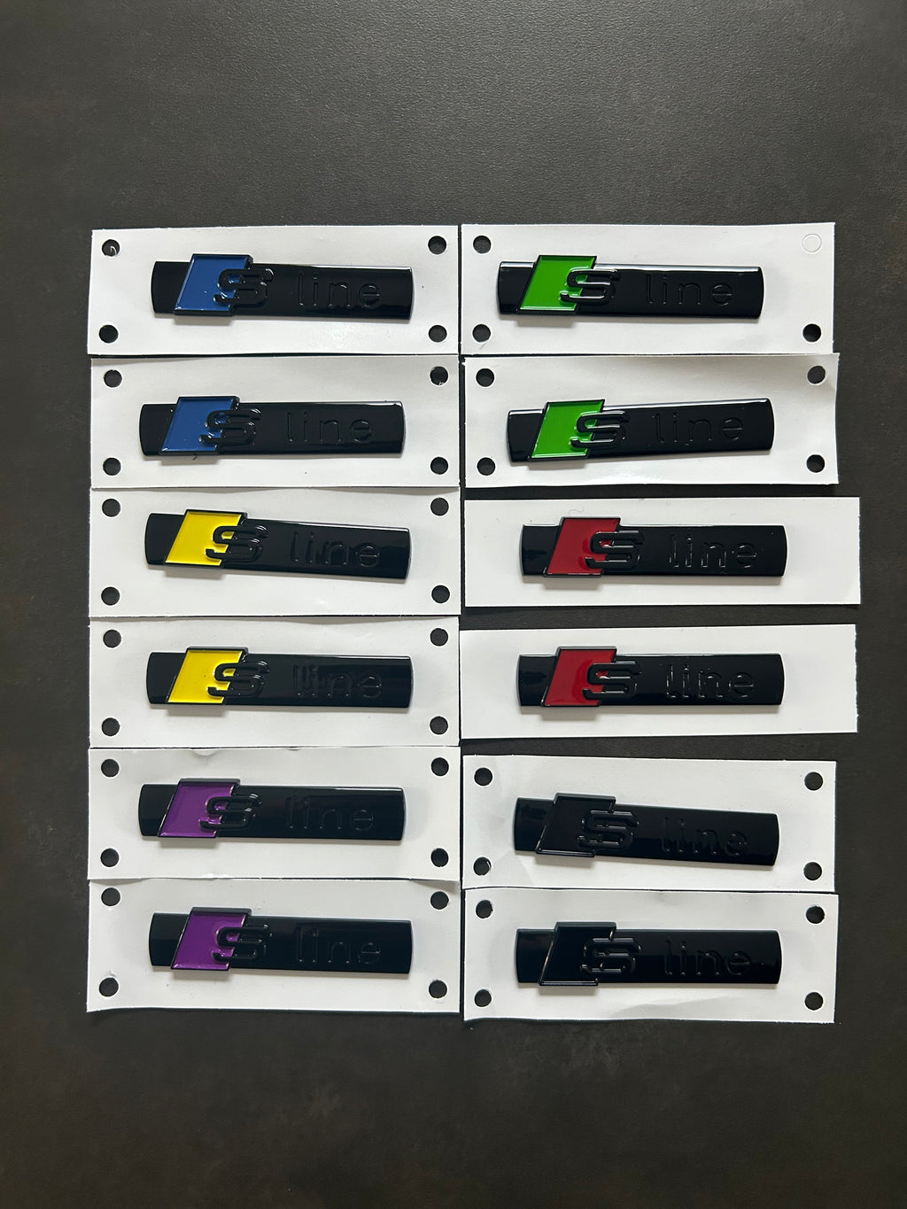 Audi S line Emblem seitlich - selbstklebend - verschiedene Farben