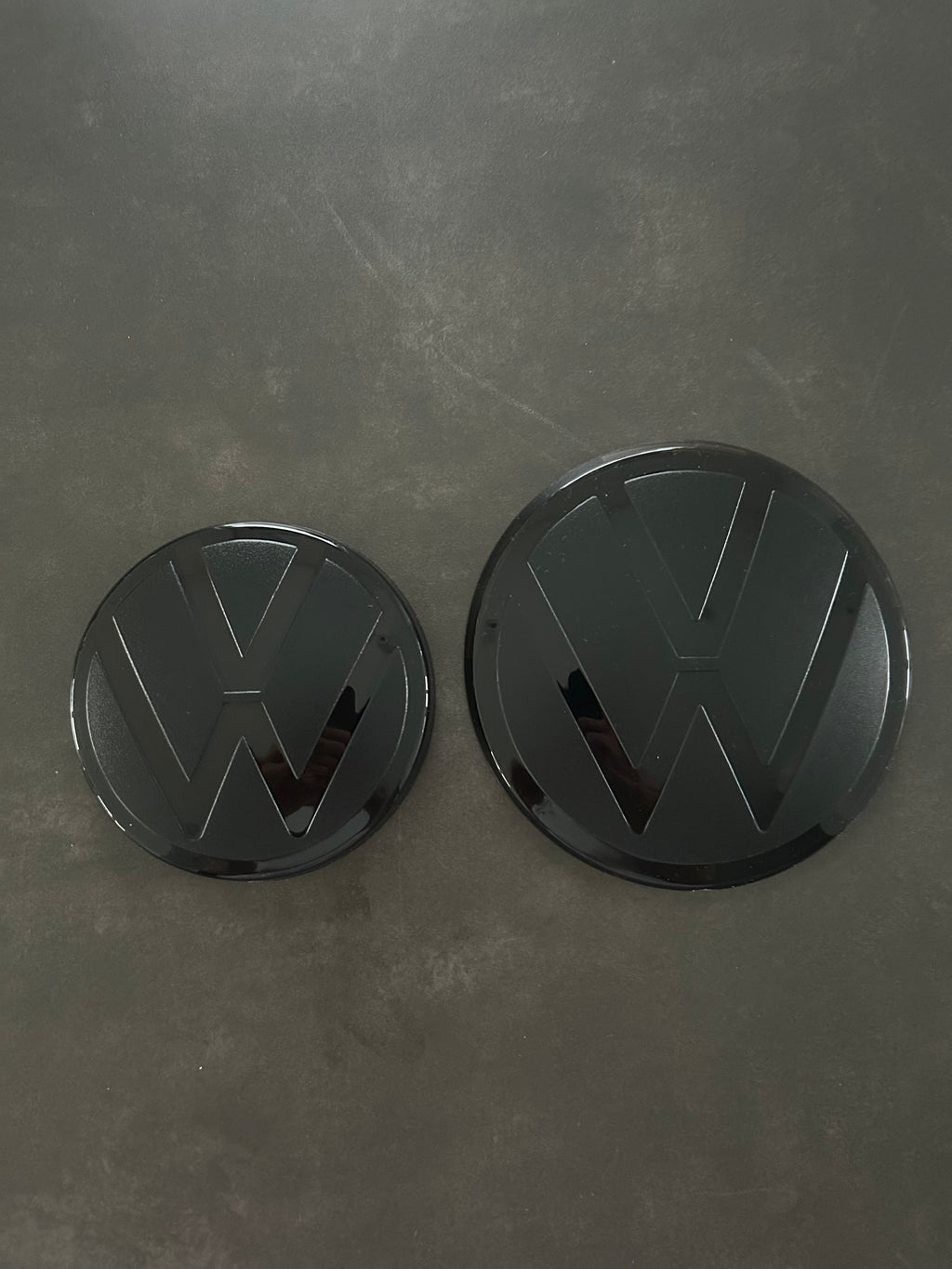 VW Tiguan Emblem vorne und hinten - Schwarz