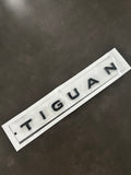 VW Tiguan Heckklappen Schriftzug – Schwarz Glanz – selbstklebend