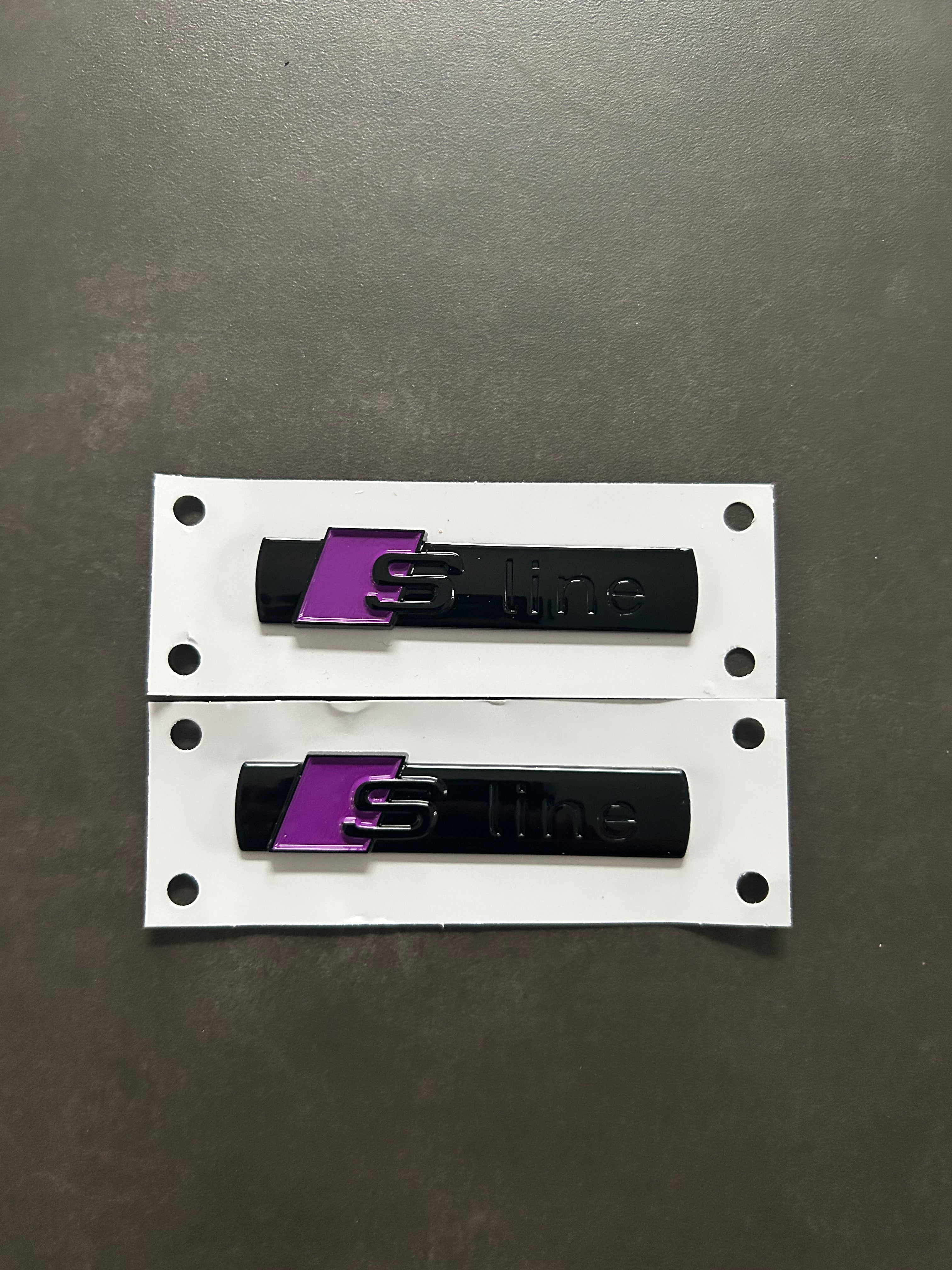 Audi S line Emblem seitlich - selbstklebend - verschiedene Farben